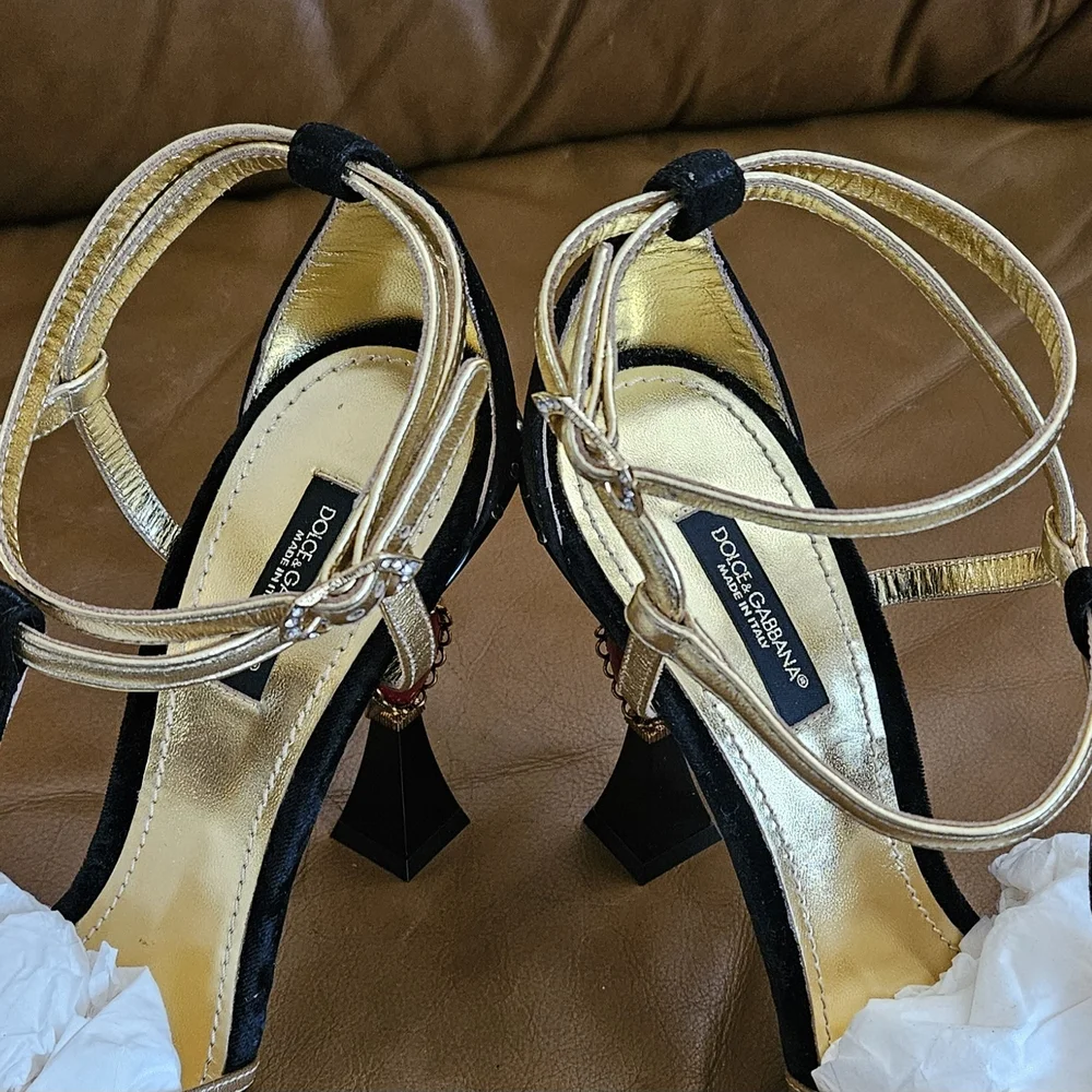 Dolce & Gabbana Black Suede Metallic Gold Leather Luxury Heels Size 8 US (MINT) - Picture 8 of 16